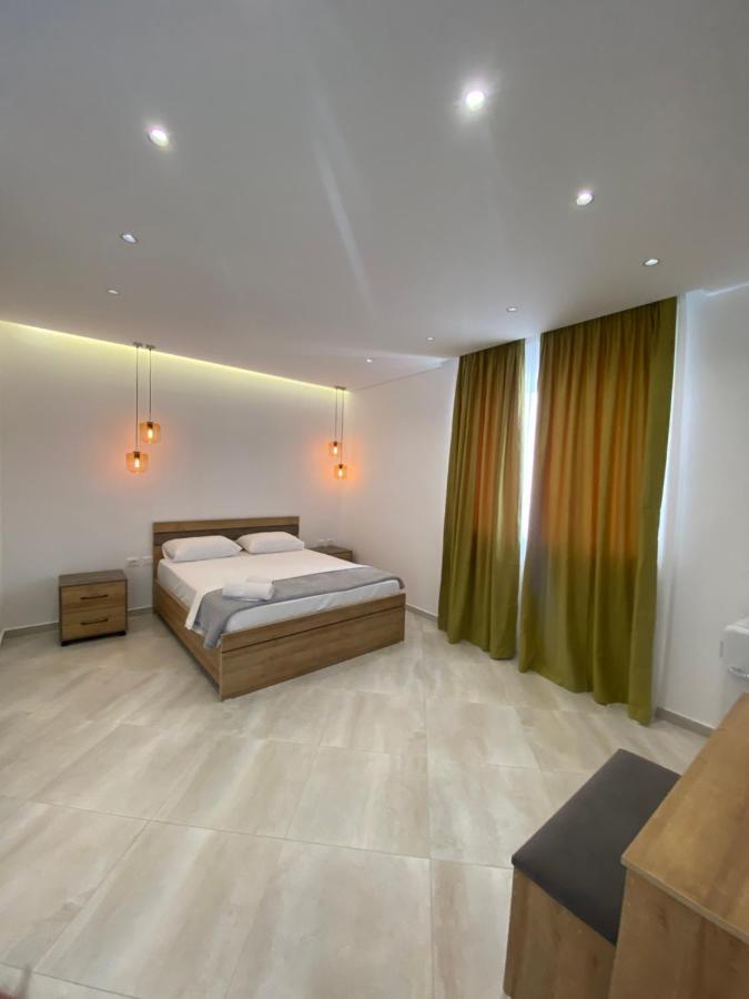 Lori Gardenia Hotel Stjar Bagian luar foto