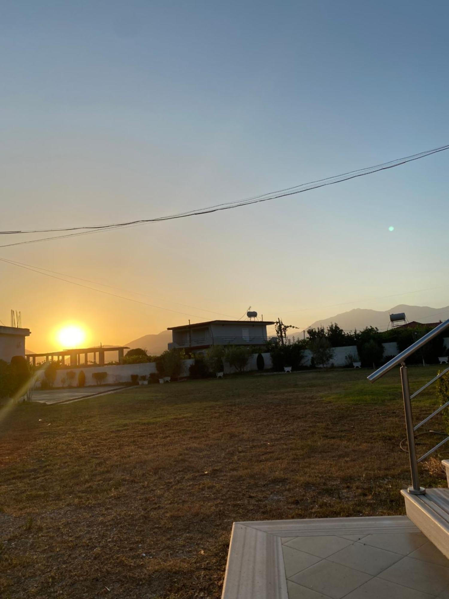 Lori Gardenia Hotel Stjar Bagian luar foto